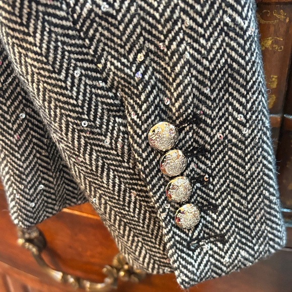 Love Tree Black and White Herringbone Jacket - Picture 3 of 4
